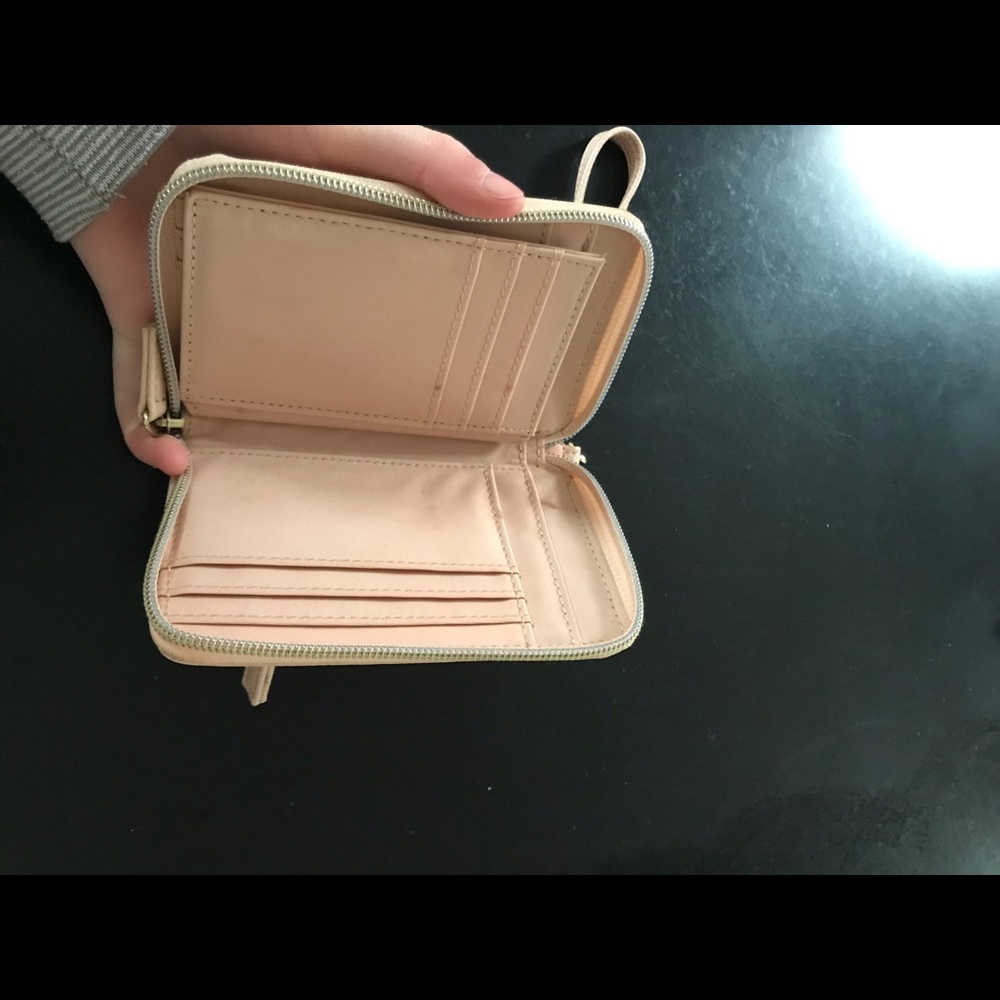 Wallet - Picture 2 of 3